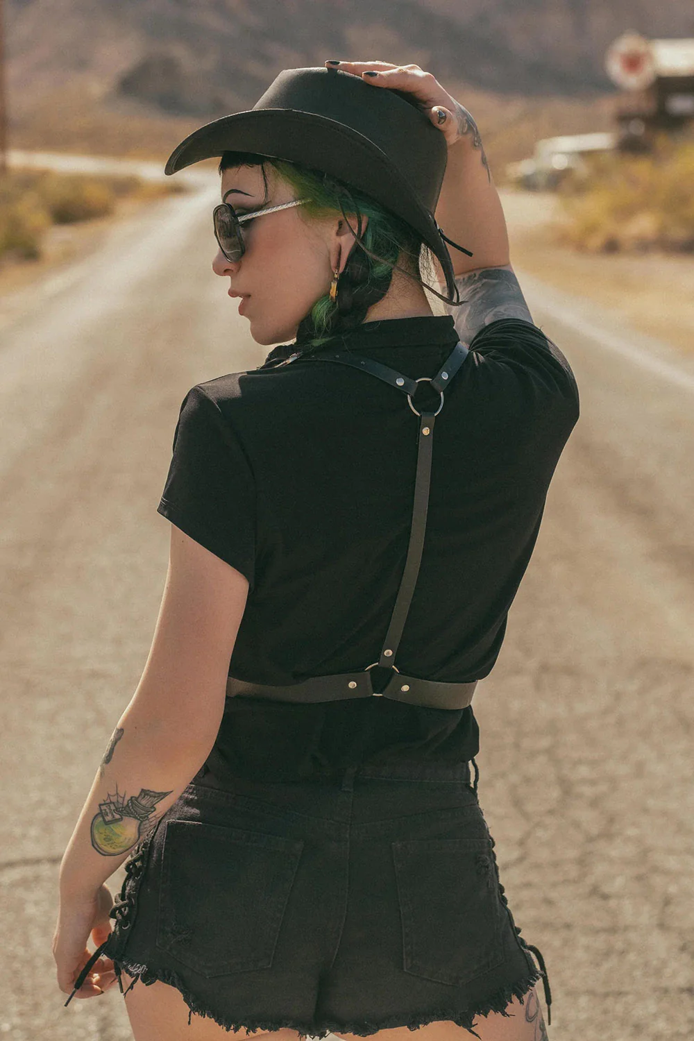 The Sharpshooter Western Goth Chain Harness - Image 12