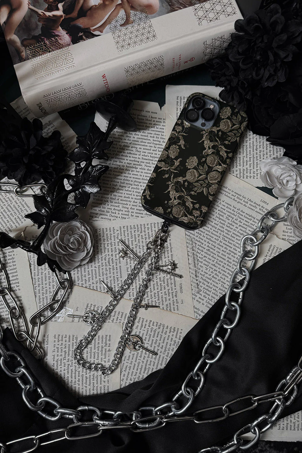 Van Helsing Phone Strap - Image 3