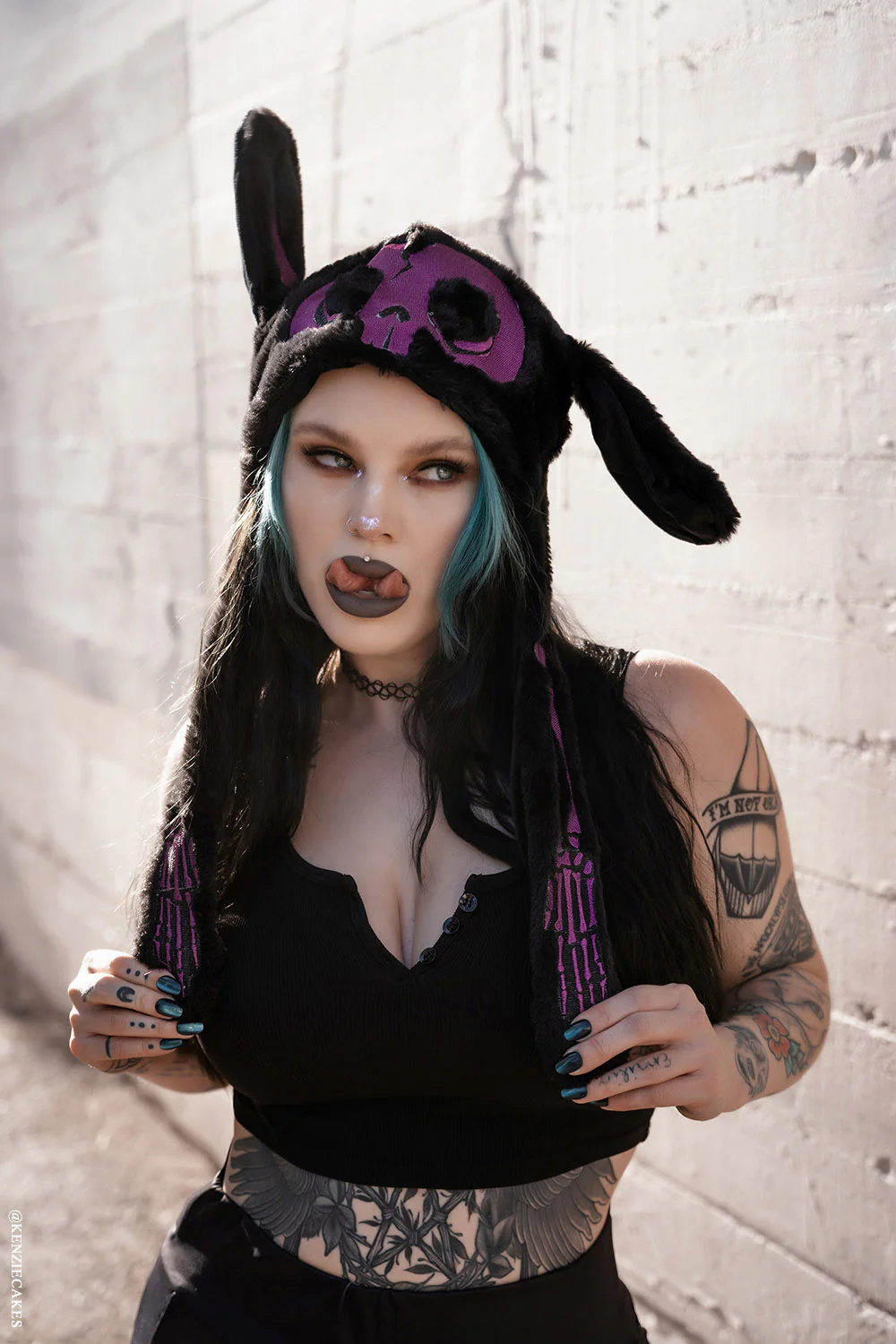 Whatever 21 x VampireFreaks Bone Bunny Hat [PURPLE/BLACK] - Image 3