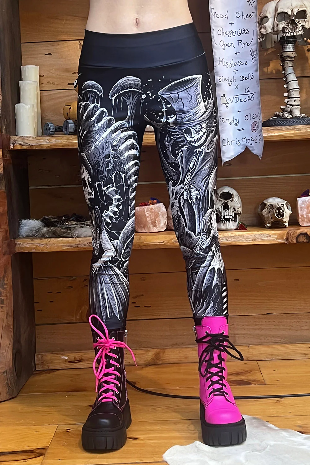 Wicked Wonderland Leggings - Image 4