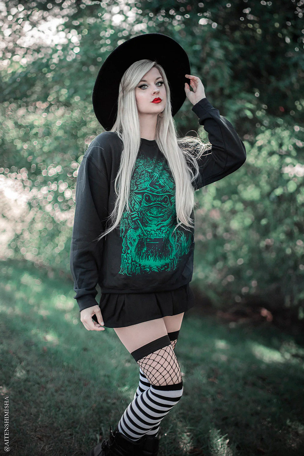 Witch Toad Sweatshirt - Image 2
